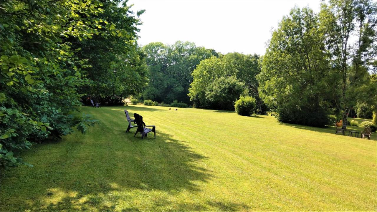 Domaine De L'Olifant Bed and Breakfast Champanges Buitenkant foto