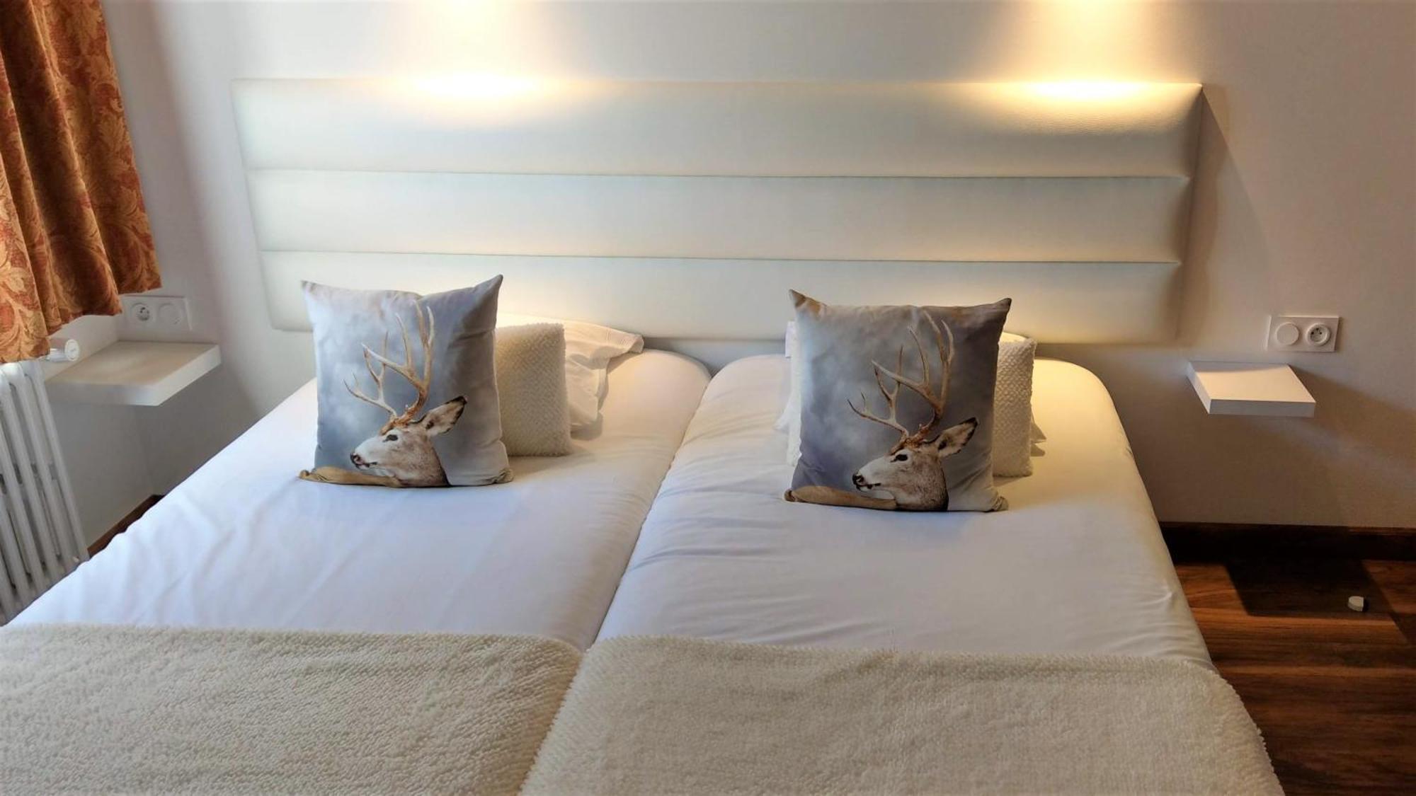 Domaine De L'Olifant Bed and Breakfast Champanges Kamer foto